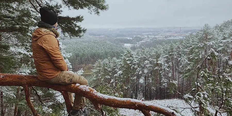 10 beautiful winter camping locations