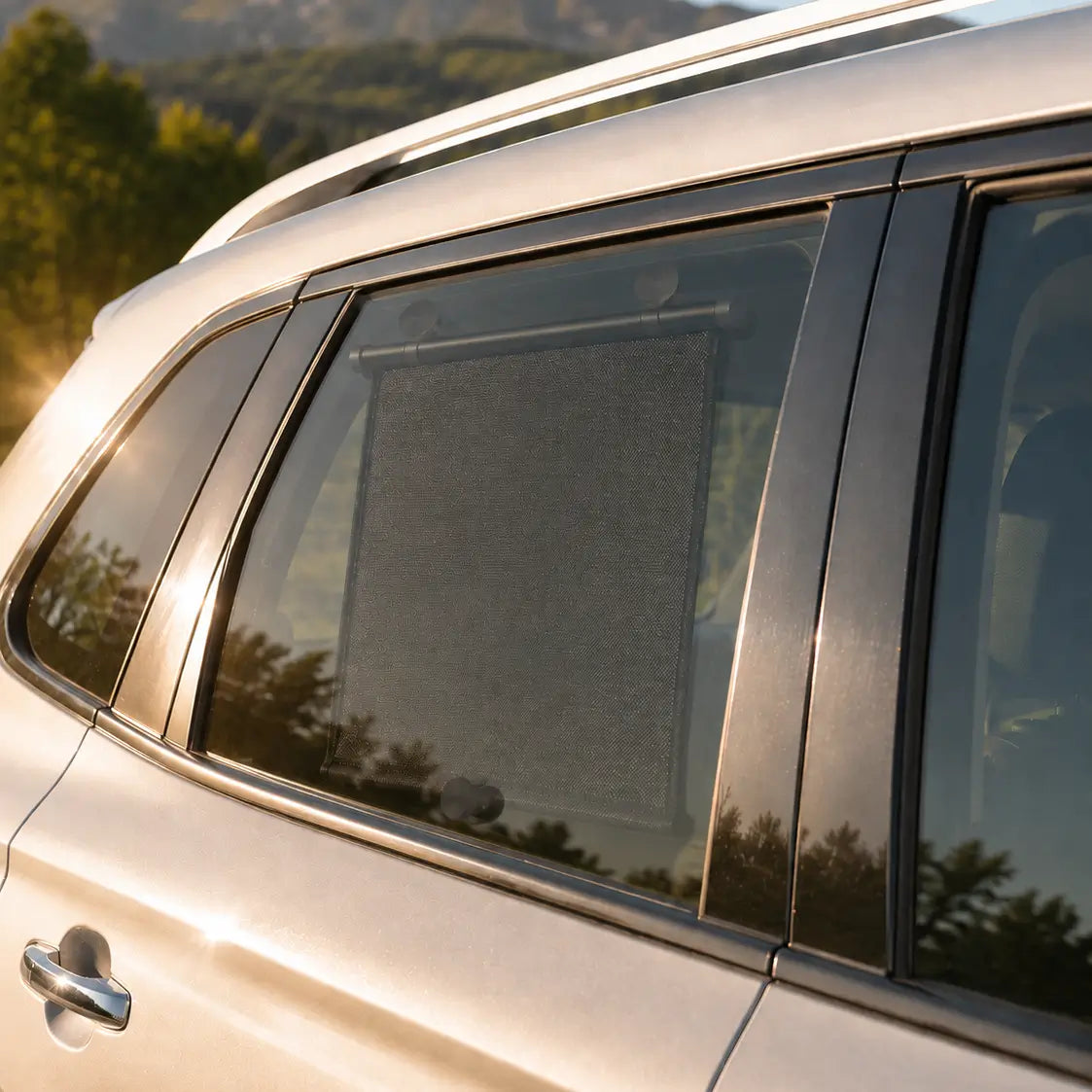 Retractable Car Window Sun Shades – UV Blocking Side Window Screens (2-Pack)