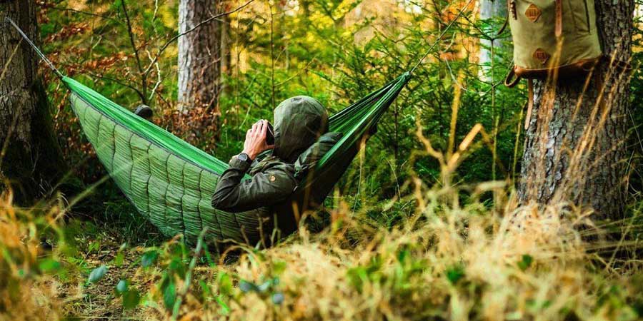 CHOOSING THE BEST HAMMOCK UNDERQUILT: TIPS AND CONSIDERATIONS
