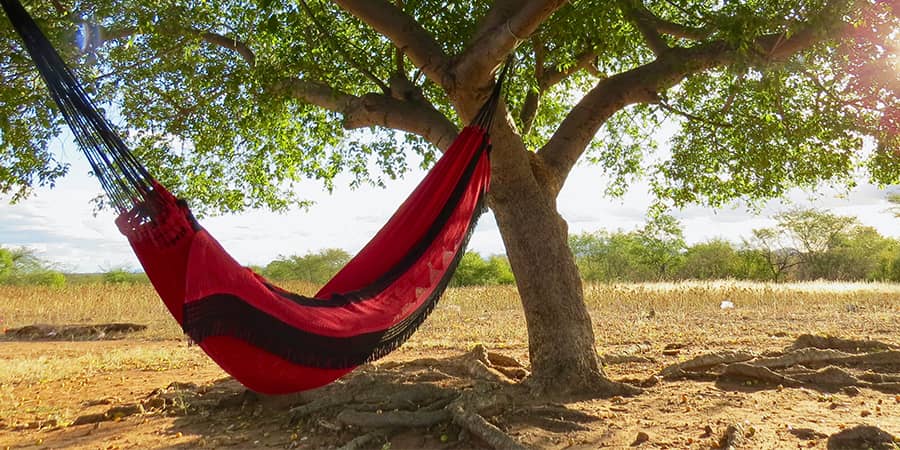 CHOOSING THE PERFECT HAMMOCK UNDERQUILT: TIPS AND CONSIDERATIONS