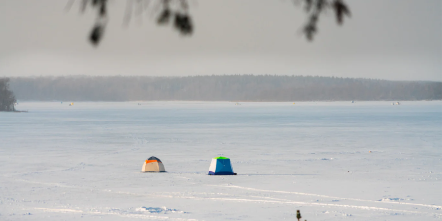 HOW TO STAY WARM WHILE WINTER CAMPING?